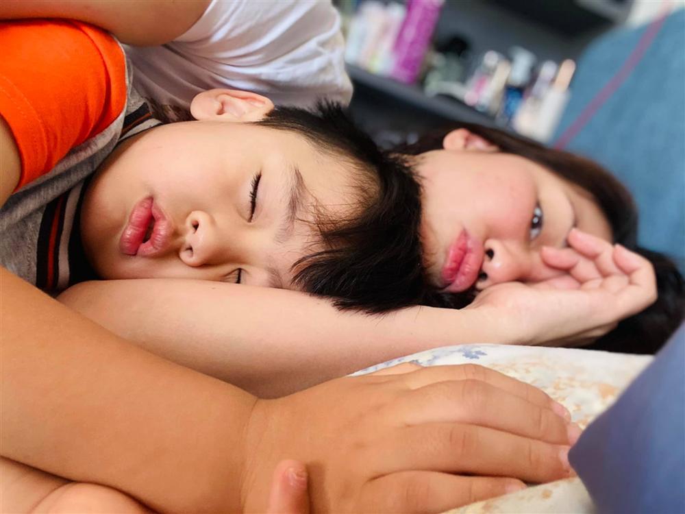 Quý tử của Ngọc Lan càng lớn càng giống Thanh Bình như lột-3