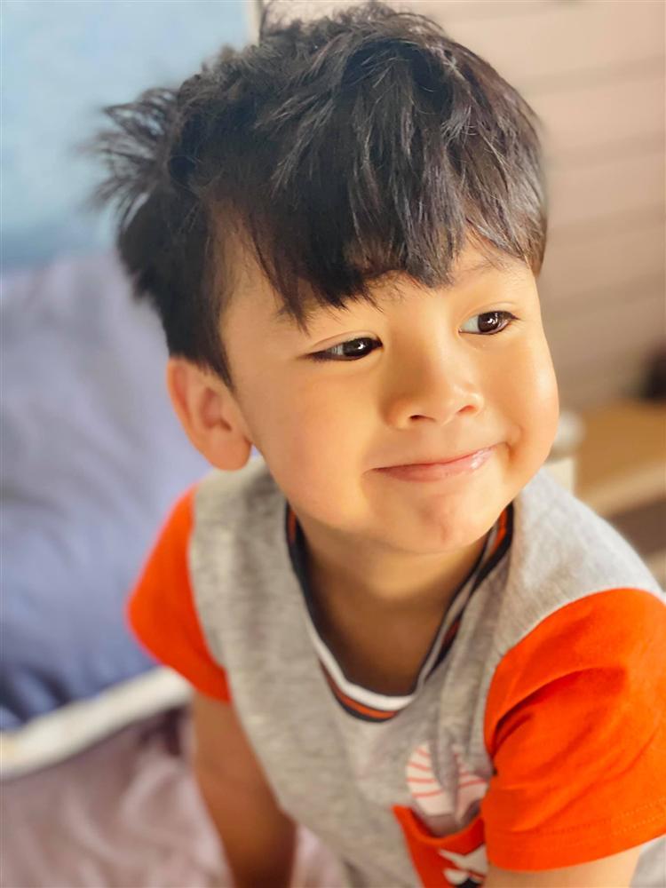 Quý tử của Ngọc Lan càng lớn càng giống Thanh Bình như lột-5