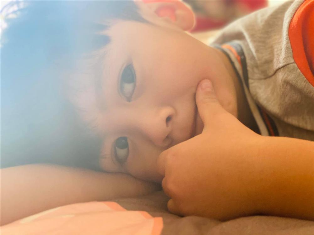 Quý tử của Ngọc Lan càng lớn càng giống Thanh Bình như lột-4