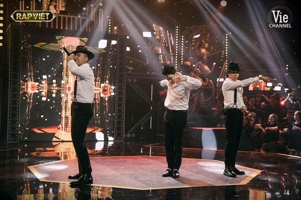 Karik cùng Binz khiến khối nàng rơi mất nhịp tim với hình tượng soái ca sơ mi trắng-3