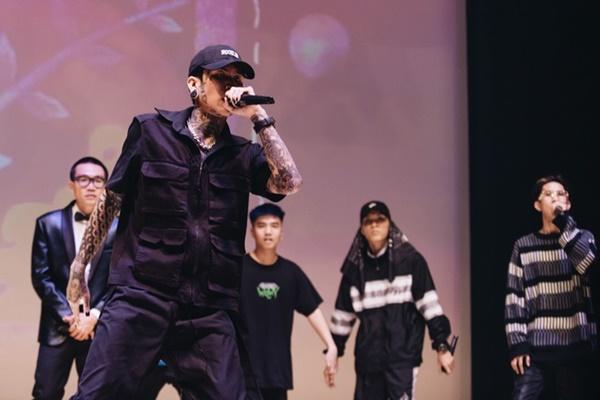 Dế Choắt thay đổi nhiều phong cách tại Rap Việt-9