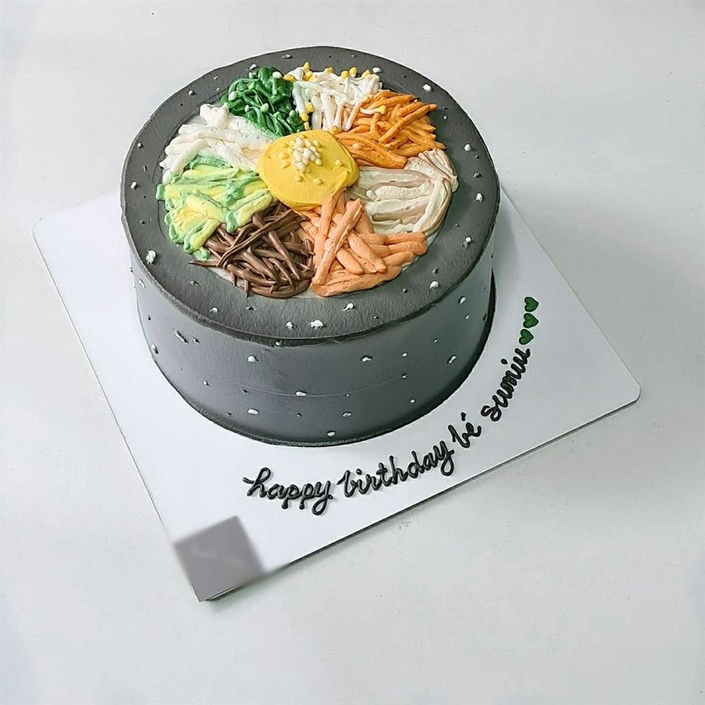 Đã mắt ngắm bánh kem độc lạ khoe đặc sản Việt Nam, từ bún đậu đến phở đều có đủ-4