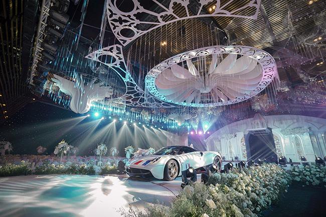 Không gian tiệc cưới siêu đắt đỏ của Công Phượng và con gái giám đốc ngân hàng-5