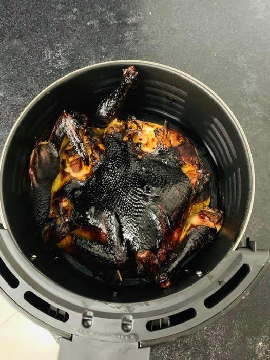 Ngỡ mua nồi chiên không dầu nấu ăn sẽ nhàn tênh, nào ngờ loạt thảm họa vẫn cứ ra đời-6