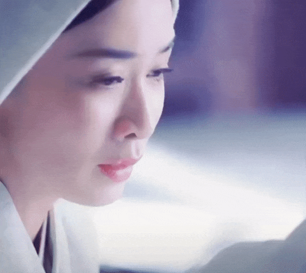 Xa Thi Mạn đúng chuẩn Thị Hậu TVB, cứu Yến Vân Đài chỉ qua vài giây ngắn ngủi bật khóc-3