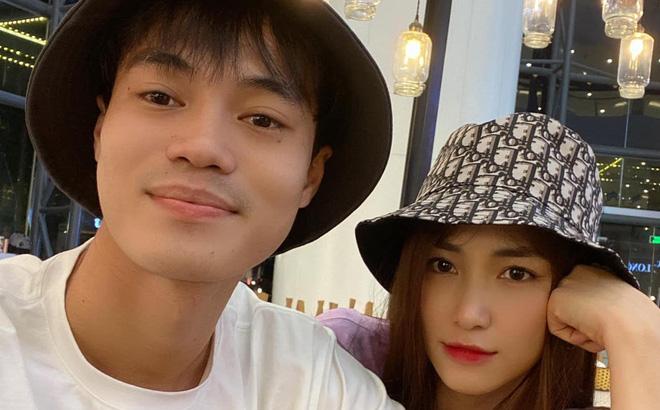 Hoà Minzy chia sẻ story của Văn Toàn và tag tên bạn gái Nhung Bum: Vừa giúp bạn thân công khai tình cảm, vừa xoá tin đồn toang-1