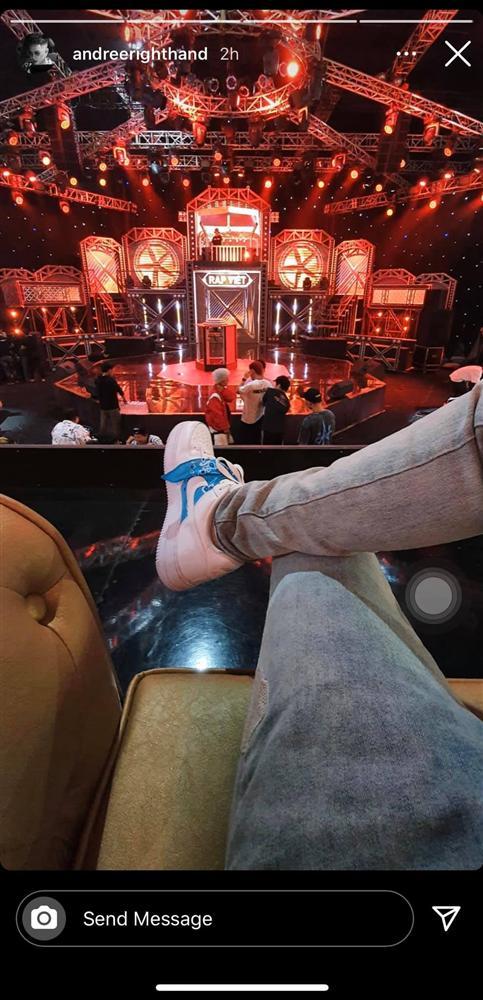 Vừa được tặng áo nhạy cảm, Minh Tú lại đi giày đôi với rapper Andree, họ đã tái hợp ư?-7