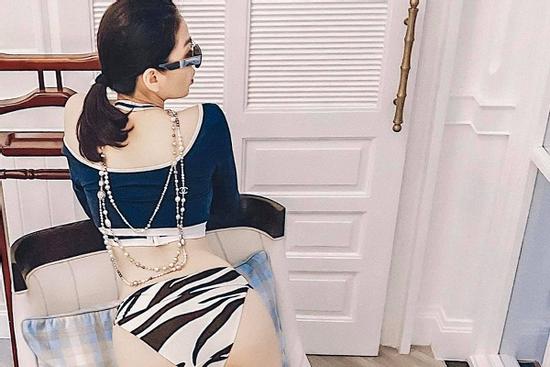 Lệ Quyên bị nhắc nhở mạnh vì đăng ảnh 'chổng mông phản cảm'