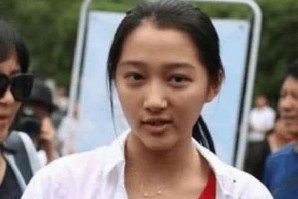 Dương Mịch, Trịnh Sảng, Quan Hiểu Đồng... sau khi tẩy trang, gương mặt thật đã lộ ra một chút!-2