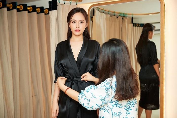 Chiều cao choáng ngợp, như người khổng lồ của Mai Phương Thúy-5