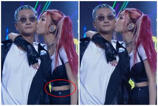 Karik ăn 'cẩu lương' của Min - 16 Typh, vẫn không quên bóp eo cho nữ ca sĩ