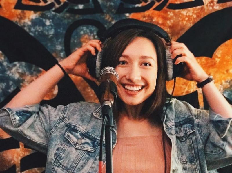 Anna Trương - con gái diva Mỹ Linh đính hôn với bạn trai nhạc công-9