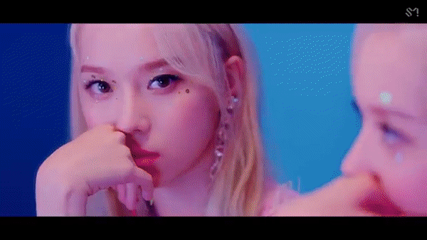 Aespa cực căng trong MV debut, gạt bỏ mác tân binh ít tài lắm tội-2