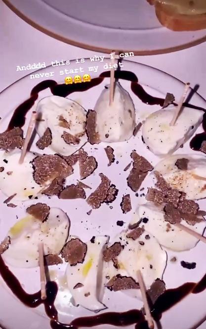 Đẳng cấp rich kid như Tiên Nguyễn: Ăn một bữa tối có giá trên trời với chỉ 1 loại nấm đắt đỏ bậc nhất thế giới-8