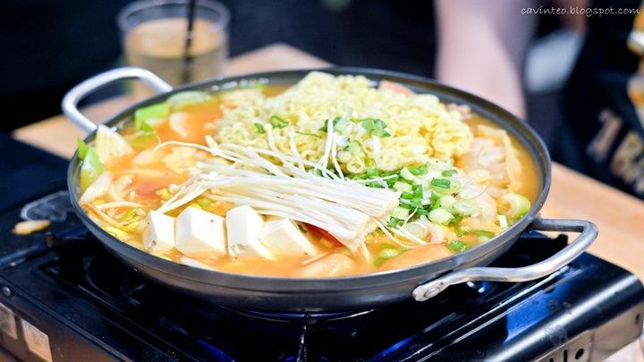 Ăn mì tôm úp như Tóc Tiên mãi cũng chán, đây là 1001 kiểu biến tấu ngon, độc, lạ-7