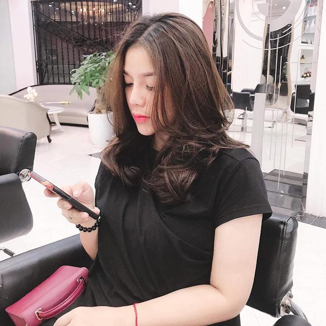 Thân phận khủng vợ các cầu thủ: Con Giám đốc Ngân hàng Nhà nước, ái nữ cựu Chủ tịch CLB bóng đá-11