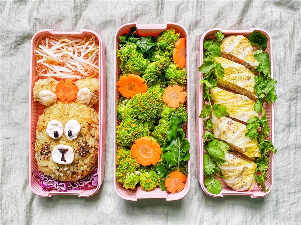 Gái xinh 9x khéo tay chuẩn bị cơm trưa hoạt hình rực rỡ sắc màu, nhìn là mê-8