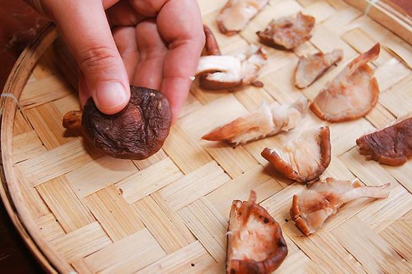 Mách bạn mẹo đơn giản giúp món nấm ngon hơn bội phần-7