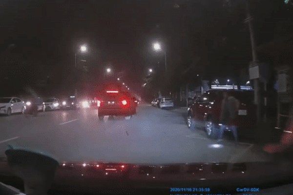 Nữ sinh lớp 11 bị đánh, đâm trọng thương-1