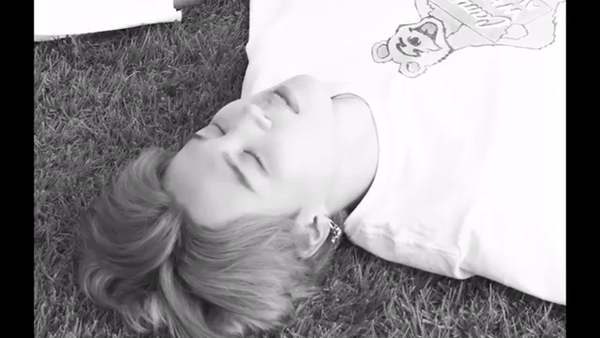 BTS tung Life Goes On MV teaser 2, hứa hẹn làm nên Spring Day thứ 2-7