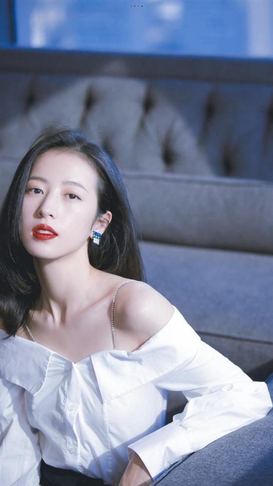 Cận cảnh dung mạo Châu Vũ Đồng - mỹ nhân được kỳ vọng trở thành tiểu hoa-3