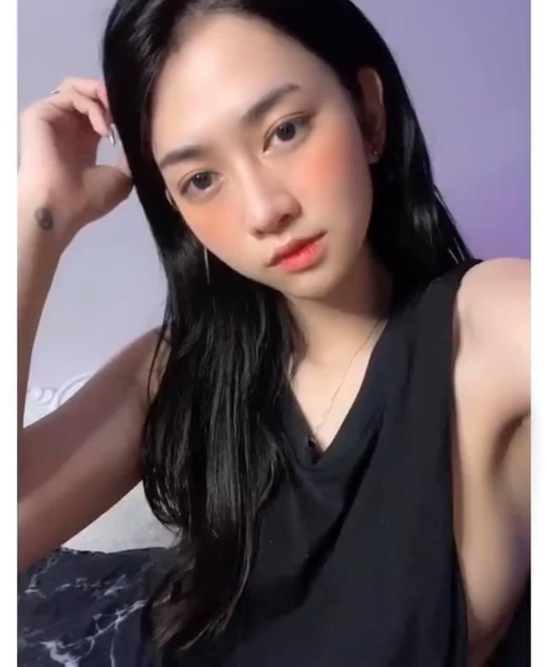 Hot Tiktoker Lê Bống nâng ngực vẫn quay clip dạy massage tăng size vòng 1-8