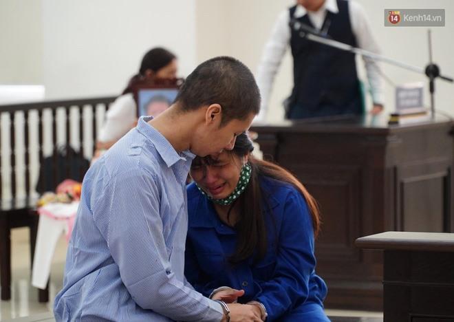 Bé gái 3 tuổi bị bạo hành đến tử vong: Tuyên cha dượng tử hình-5