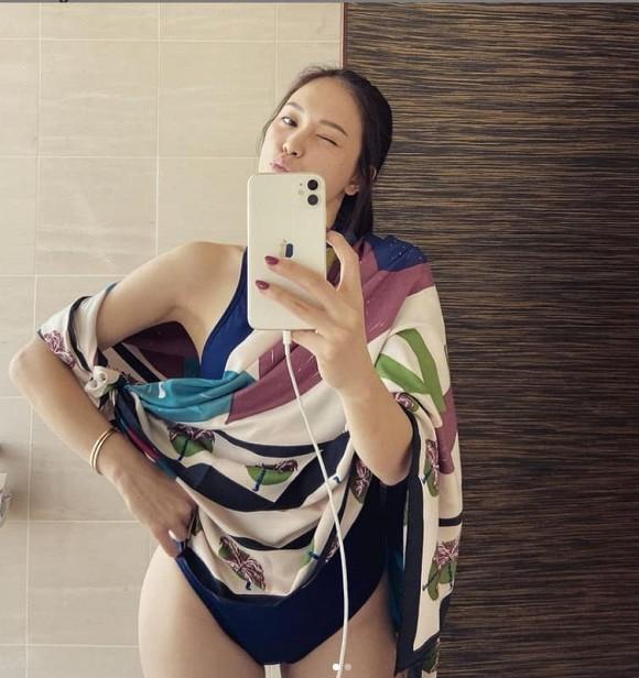 Sắp làm con dâu nhà hào môn, hot girl Linh Rin ngày càng kín đáo khi diện đồ bơi-10