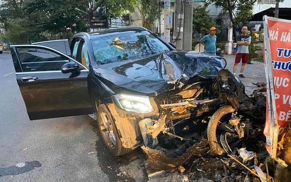 Tiếp viên hàng không bị xe Mercedes tông: Tôi muốn đòi công bằng-2
