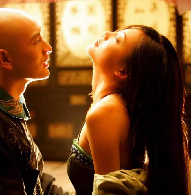 Vi Tiểu Bảo biến Trương Nhất Sơn, Huỳnh Hiểu Minh thành thảm họa-11