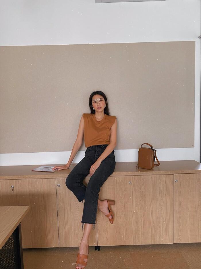 Tình tứ bên chồng, Tăng Thanh Hà vô tình để lộ body gầy guộc khiến fan lo lắng-7