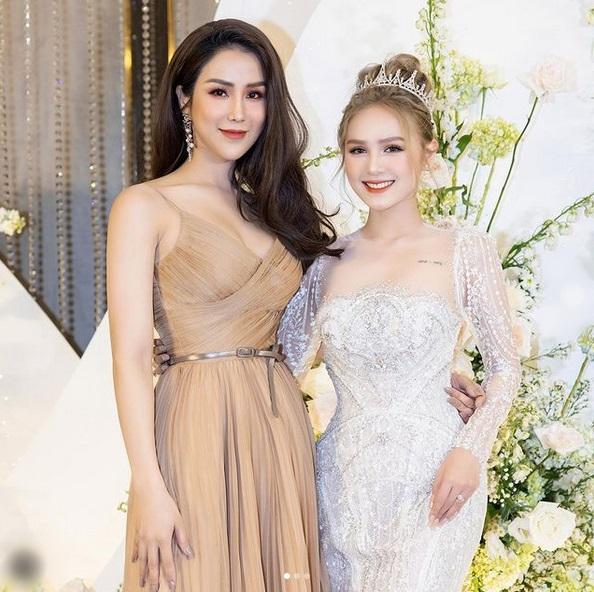 Khoảnh khắc Diệp Lâm Anh đeo kiềng vàng cưới cho Xoài Non gây sốt-7