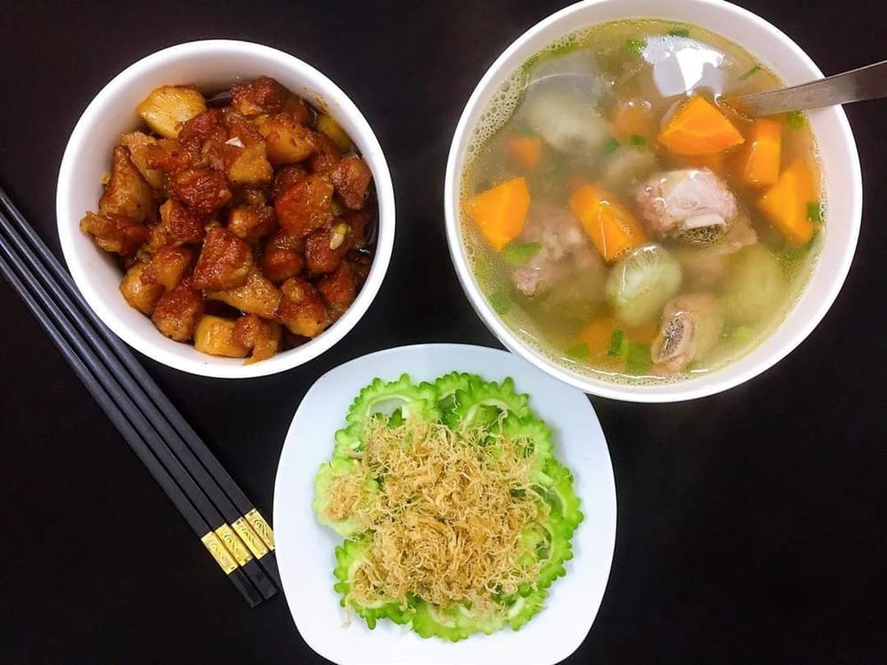 Nữ sinh khoe mâm cơm sinh viên khiến dân mạng không tiếc lời khen gợi-8