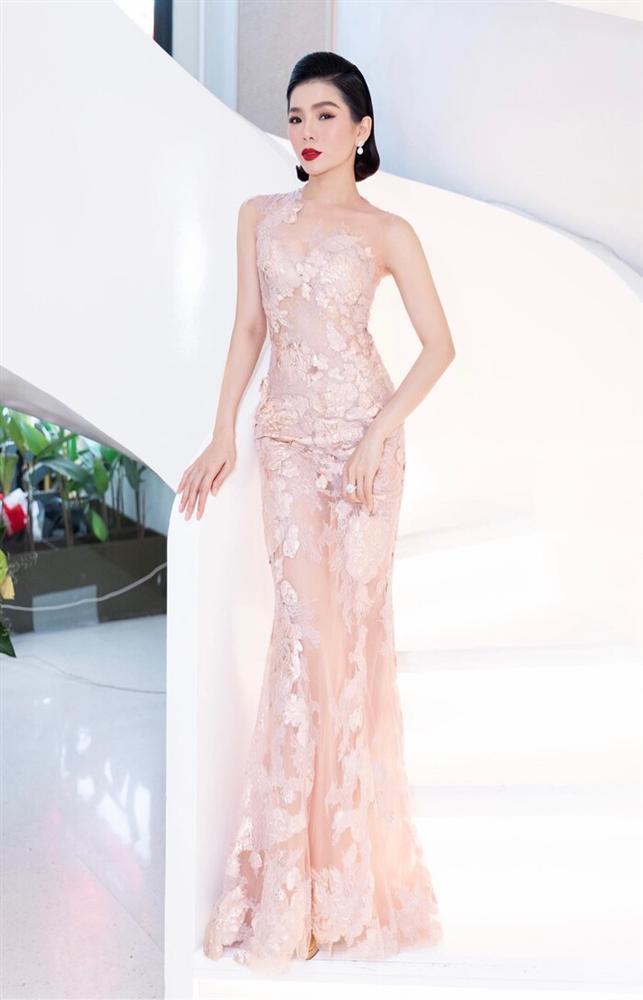 Lệ Quyên khoe ảnh cận body nuột nà, nhủ ý muốn đi thi Hoa hậu-7