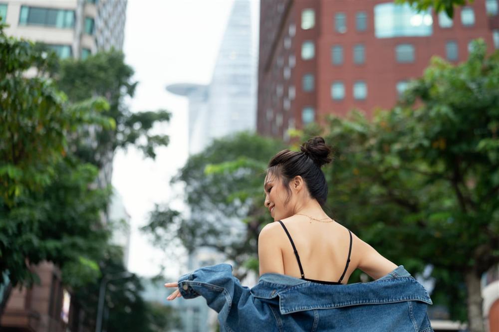 Hiền Thục khoe ảnh 39 tuổi mà trẻ như thiếu nữ-8