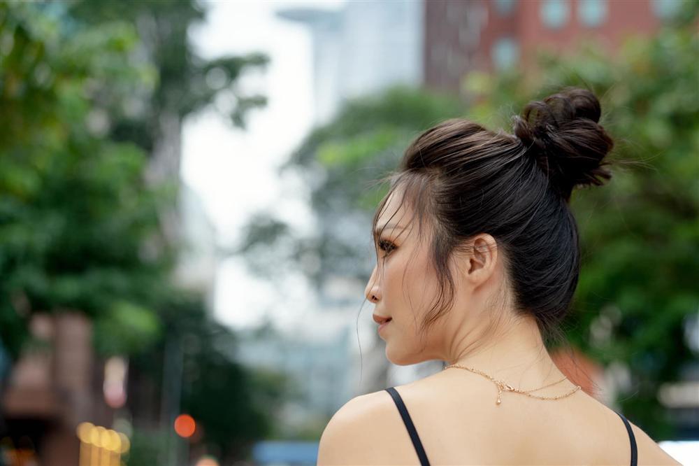 Hiền Thục khoe ảnh 39 tuổi mà trẻ như thiếu nữ-7