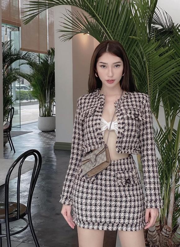 Đông Nhi lỡ miệng Khổng Tú Quỳnh có người mới sau chia tay Ngô Kiến Huy-1