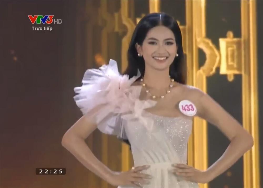 Top 15 thi dạ hội-10