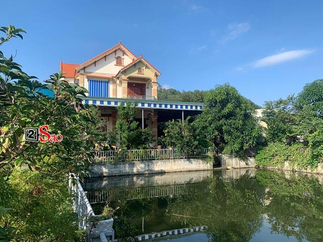 Thăm nhà Hoa hậu Việt Nam 2020 Đỗ Thị Hà: To đẹp nhất xã, sân vườn trồng đầy hoa lan-4