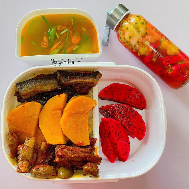 Cô giáo mầm non chăm mang cơm đi làm dù trường có canteen, tiết lộ mỗi hộp đều vô giá vì lý do đặc biệt-2