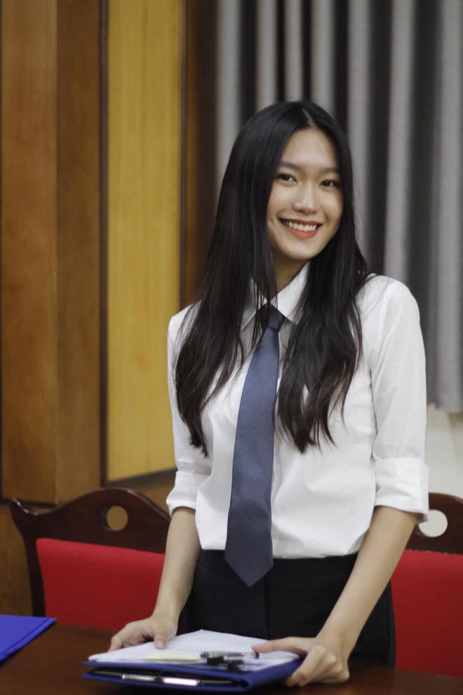 Lộ bảng điểm thời đi học của tình tin đồn Đoàn Văn Hậu-2