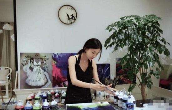 Mỹ nhân ngực đẹp Đồng Phi hiện giờ ra sao sau khi dừng hợp tác với ông trùm phim 18+-5