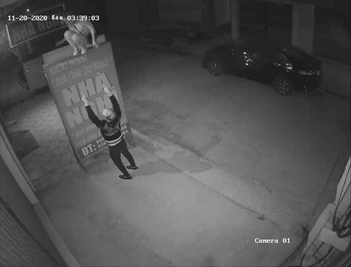 Thanh niên diện áo Gucci rủ bạn gái đi nhà nghỉ, chưa hết đêm đã kéo nàng dậy leo ban công bỏ trốn bùng tiền thuê phòng-1