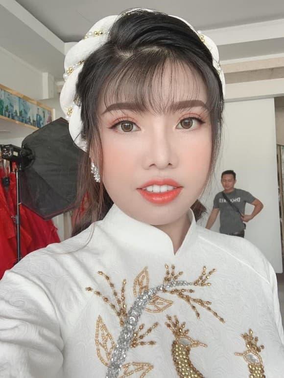 Thị Nở Quách Phượng khoe ảnh cưới chuẩn bị tái hôn, ngoại hình chú rể được giữ kín-2