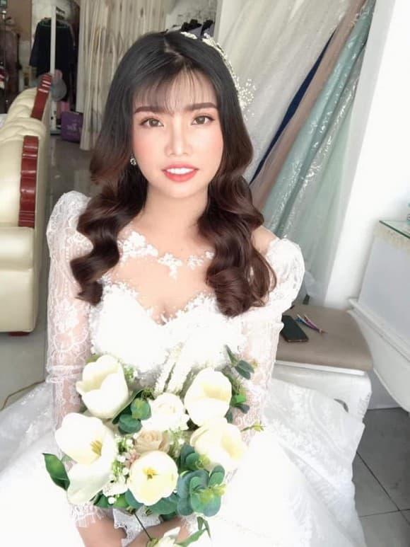 Thị Nở Quách Phượng khoe ảnh cưới chuẩn bị tái hôn, ngoại hình chú rể được giữ kín-4