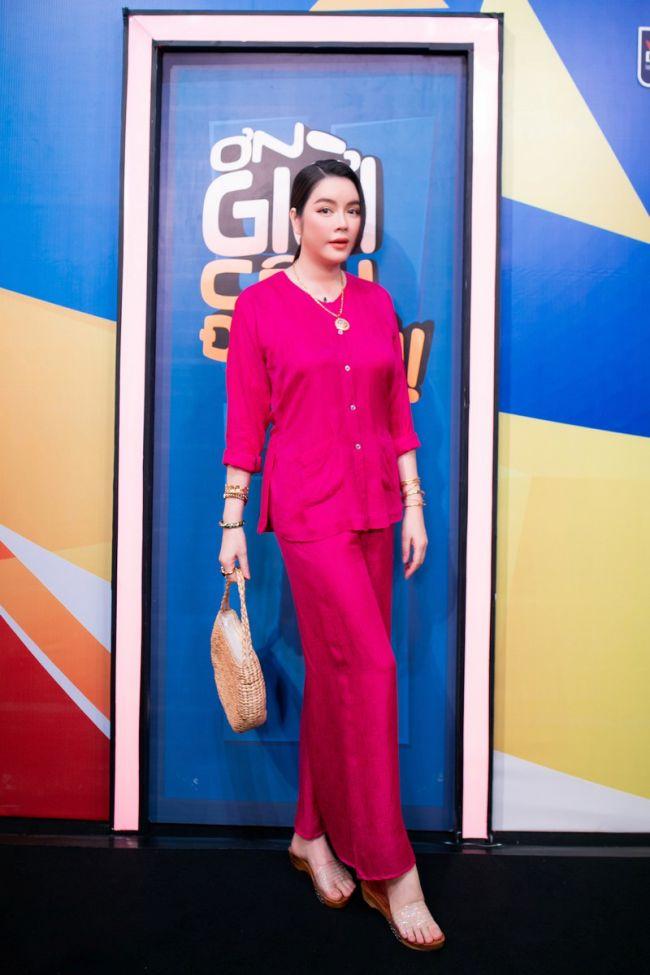 Diễn xuất ăn ý với Trấn Thành cùng sự ứng phó thông minh khiến cô gây ấn tượng mạnh mẽ với khán giả, thậm chí còn được đặt thêm biệt danh là "cô vợ bán bún đậu" của Trấn Thành.