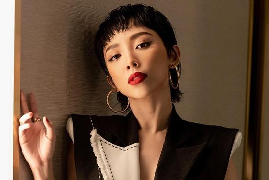 Nhiều nghệ sĩ có thói quen trễ giờ 'báo hại' Tóc Tiên