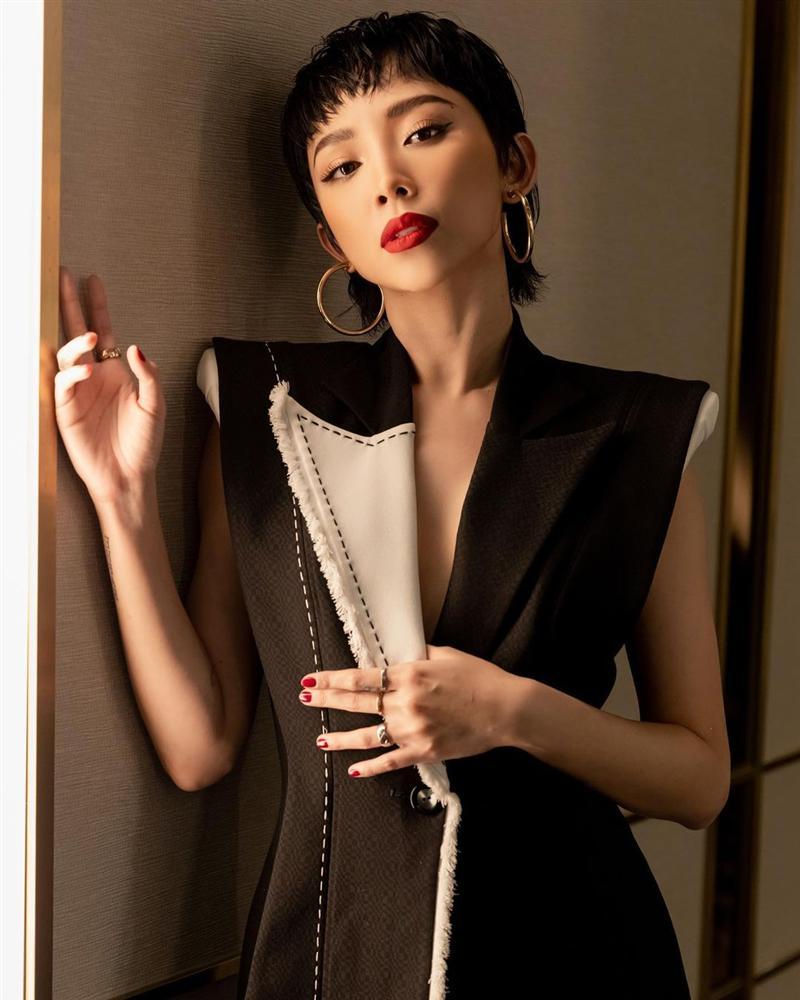 Nhiều nghệ sĩ có thói quen trễ giờ báo hại Tóc Tiên-2