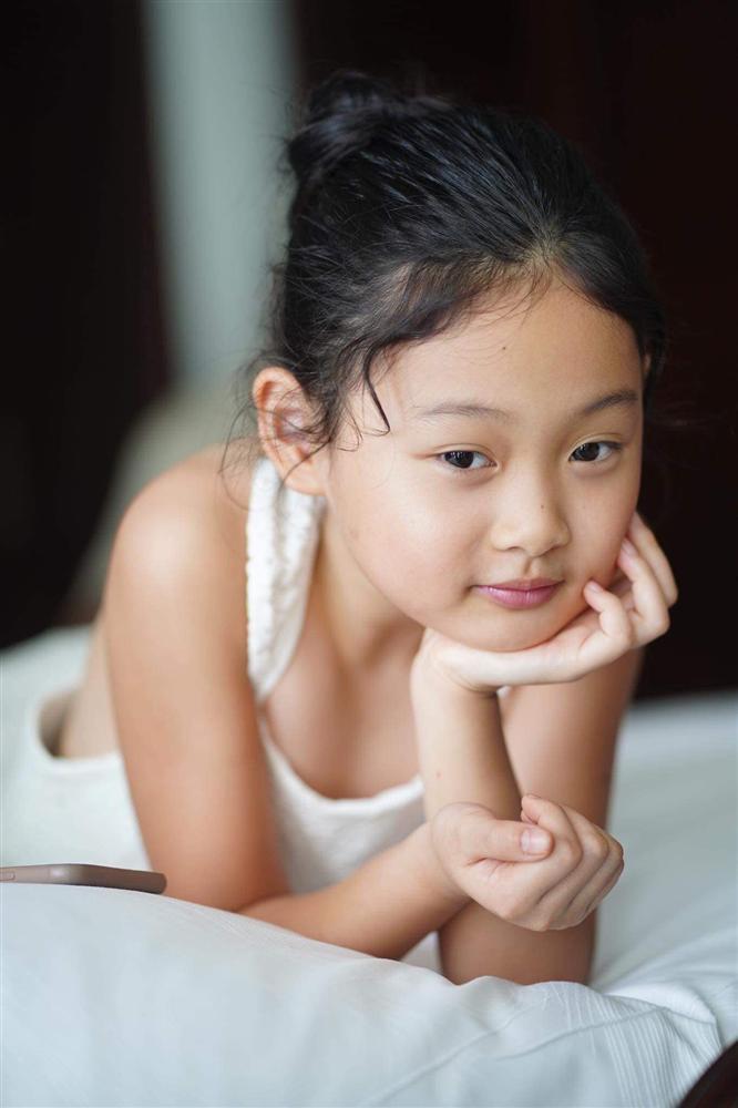 Hoa hậu Hương Giang mỗi ngày phải giải quyết 80 vụ kiện cáo-6