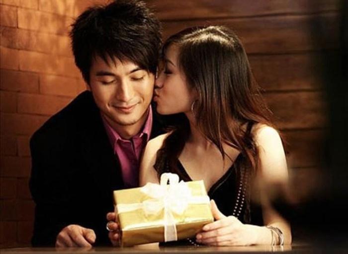 Cô vợ văn vở nhất Vịnh Bắc Bộ, xin tiền chồng mua quà mà đi lòng vòng vài km trình bày-2